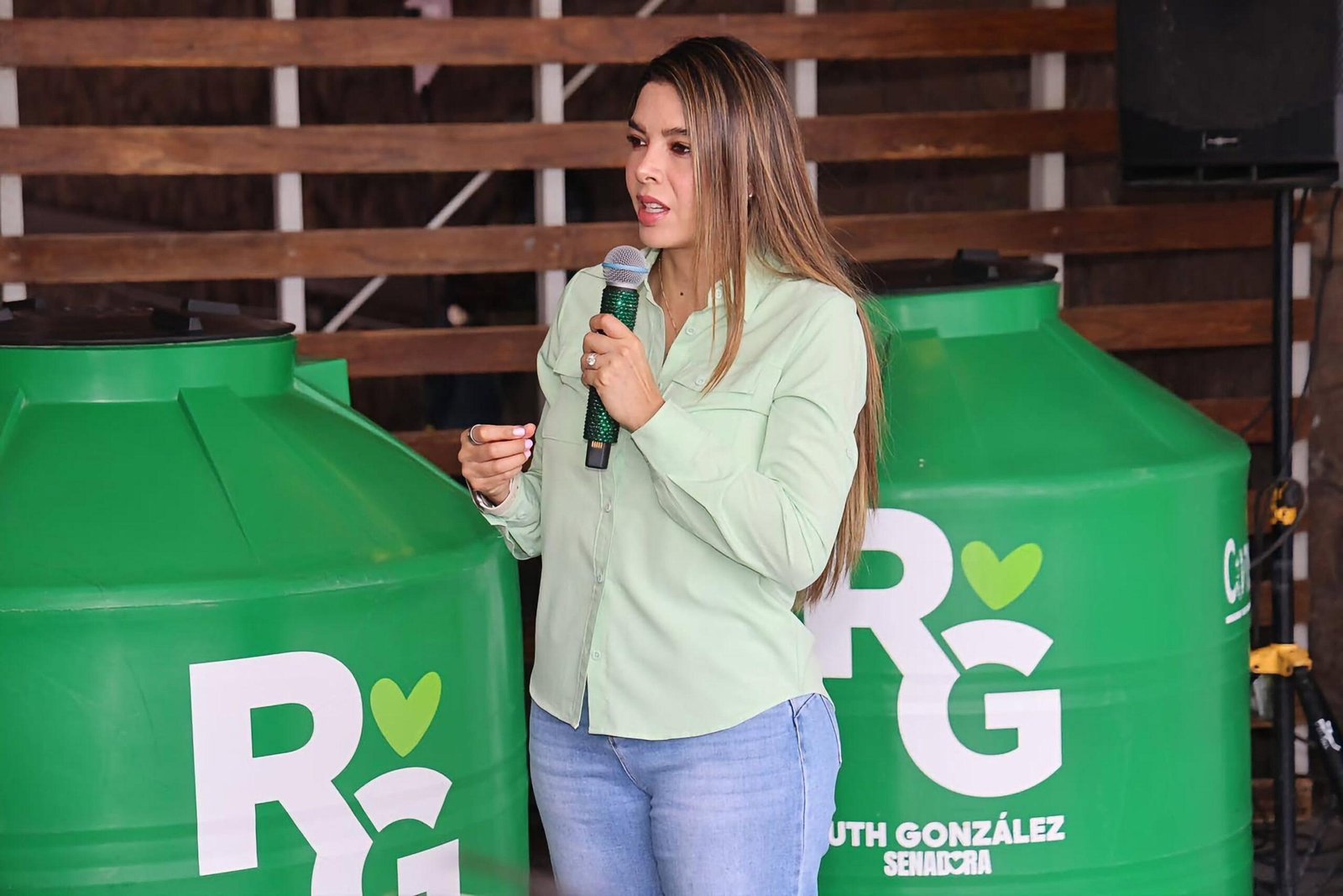 Ruth González fortalece su cercanía con las familias potosinas escuchando y atendiendo sus necesidades
